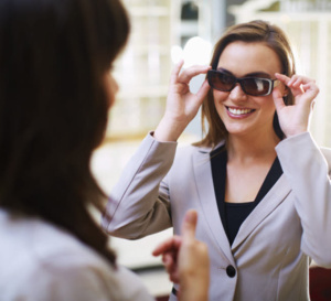 Choisir les bonnes montures de lunettes - Krys