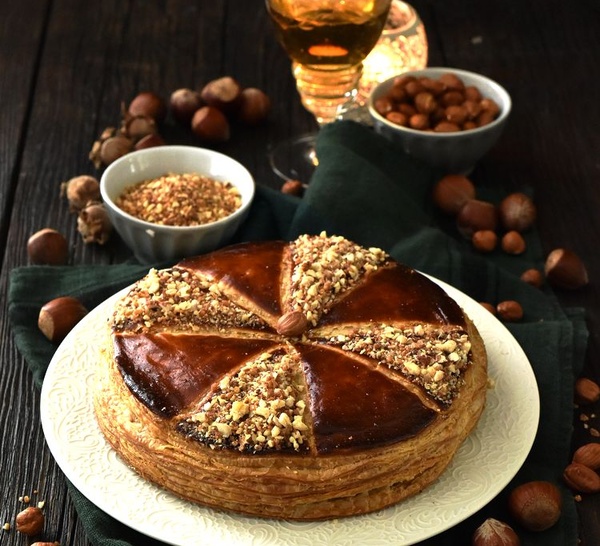 Recette de galette des rois aux noisettes et au pralin
