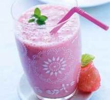 recette : smoothie pamplemousse, banane, fraises et gingembre