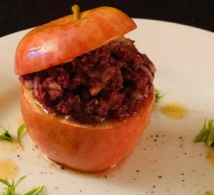 Recette de chef - Pomme farcie au boudin, réduction de cidre doux