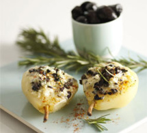 dessert : poires pochées, au miel et au Boursault