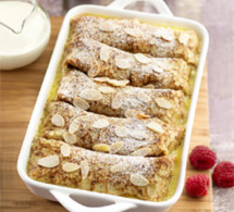 Gâteau de crêpes, gratiné aux fruits et aux amandes