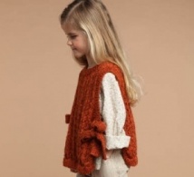 Tricot expliqué : top sans manches avec liens à nouer - Explications gratuites de 2 à 14 ans