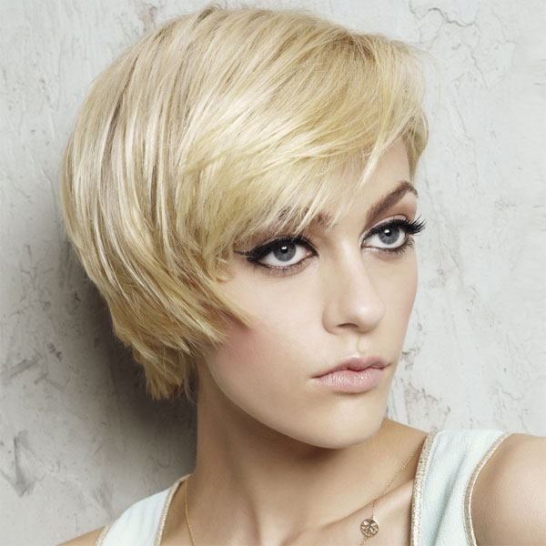 Idées de coupes de cheveux pour femmes et de coiffures personnalisées